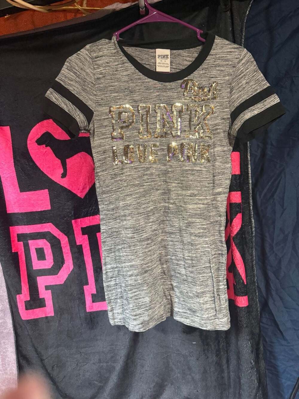 PINK Victoria's Secret Sequin Logo T-Shirt Gray Black Size XS